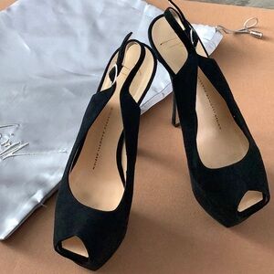 Giuseppe Zanotti Peek Toe Platform Suede Heels Size 37.5 Black